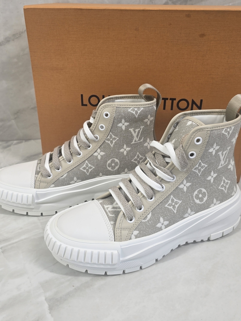 Louis Vuitton Beige Monogram High-Top Sneakers - Picture 5 of 12